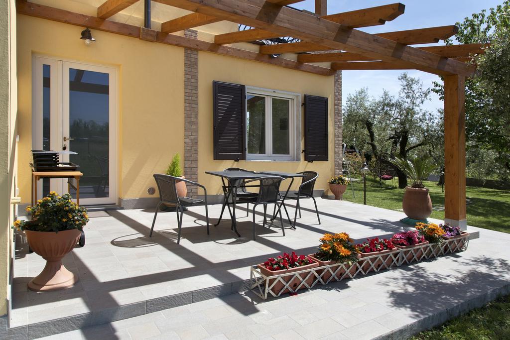 Villa L'Ortobio Sarzana Habitación foto